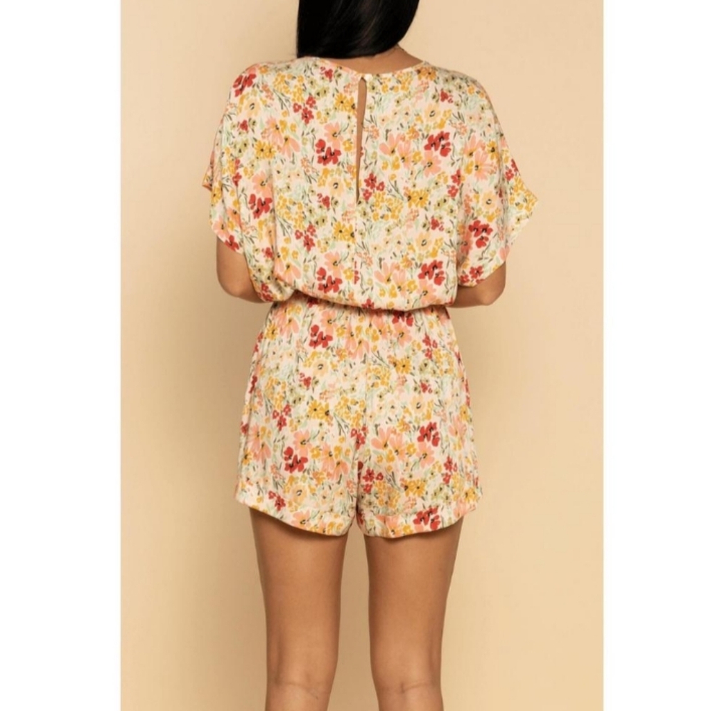 NEW SHORE Willow Romper in Muddled Bloom Size Small Boho Vacation Cottagecore - Picture 2 of 16